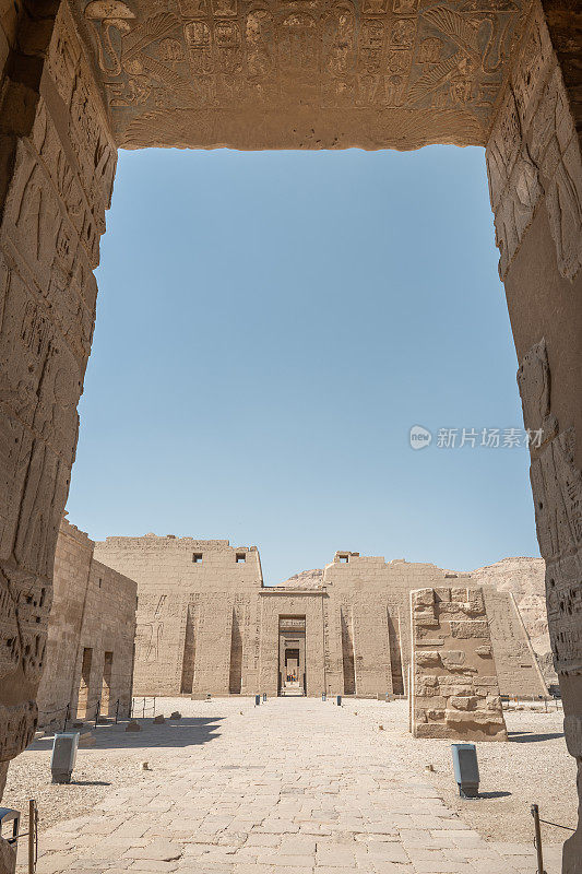 卢克索，Medinet Habu神庙的入口